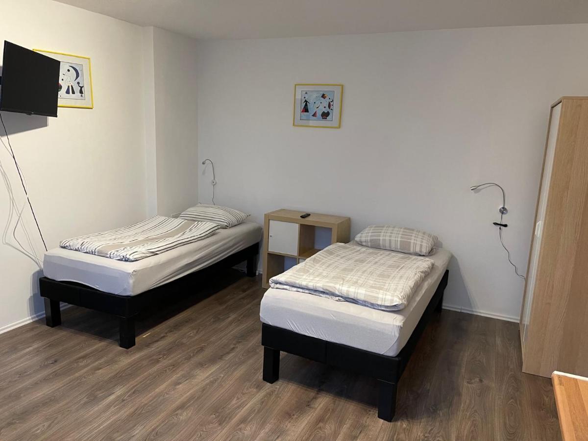 Bed4You Gaestehaus 1 Bergshausen Ngoại thất bức ảnh