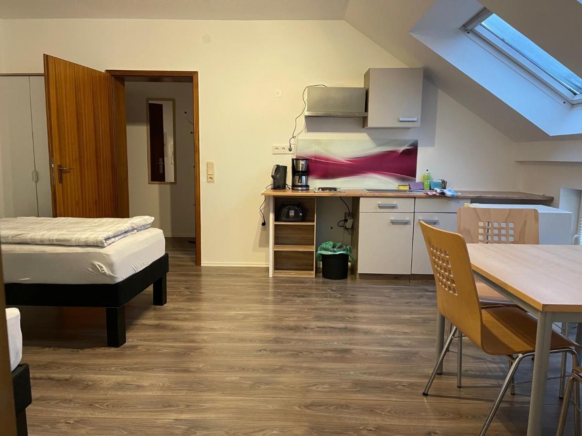 Bed4You Gaestehaus 1 Bergshausen Ngoại thất bức ảnh
