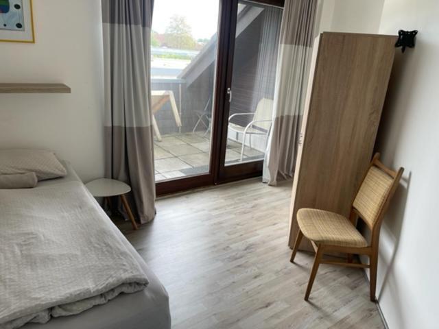 Bed4You Gaestehaus 1 Bergshausen Ngoại thất bức ảnh
